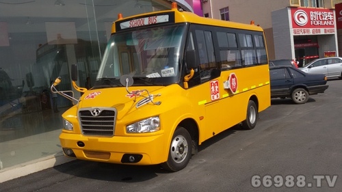 SLG6581XC4E型19座（玉柴）幼兒專(zhuān)用校車(chē)